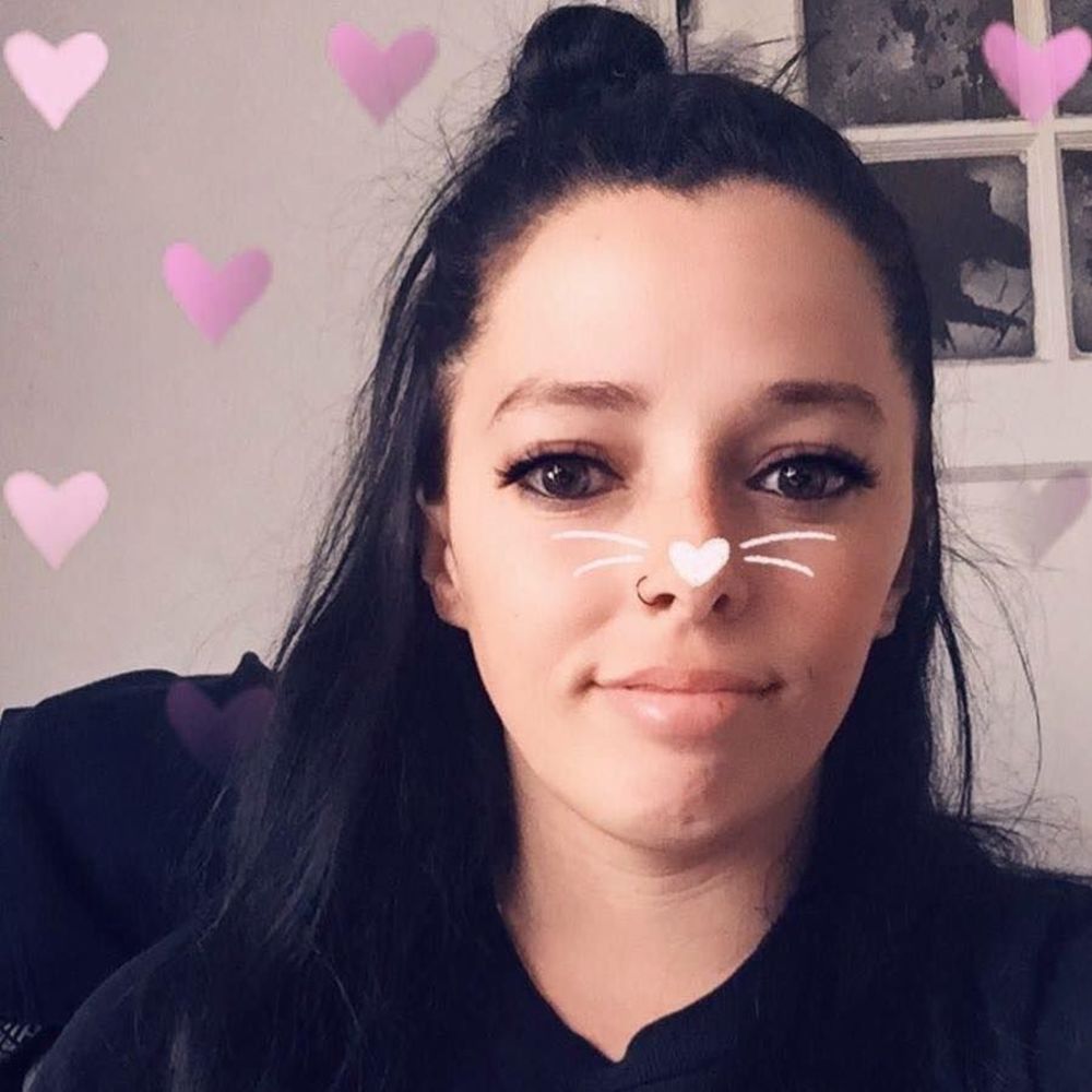 Meet your Posher, Nicole